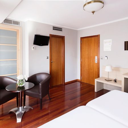 פרול Hotel Valencia מראה חיצוני תמונה