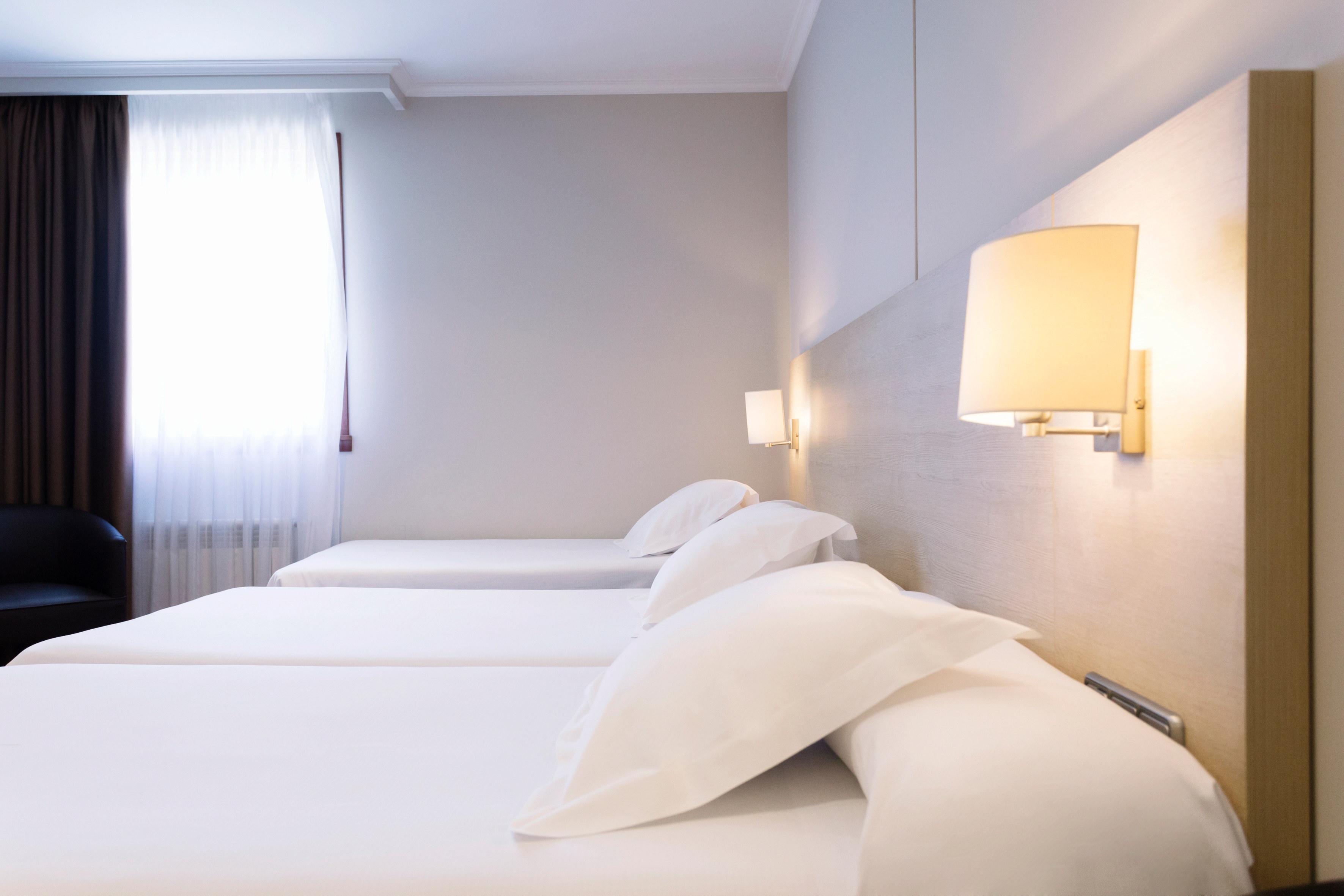 פרול Hotel Valencia מראה חיצוני תמונה