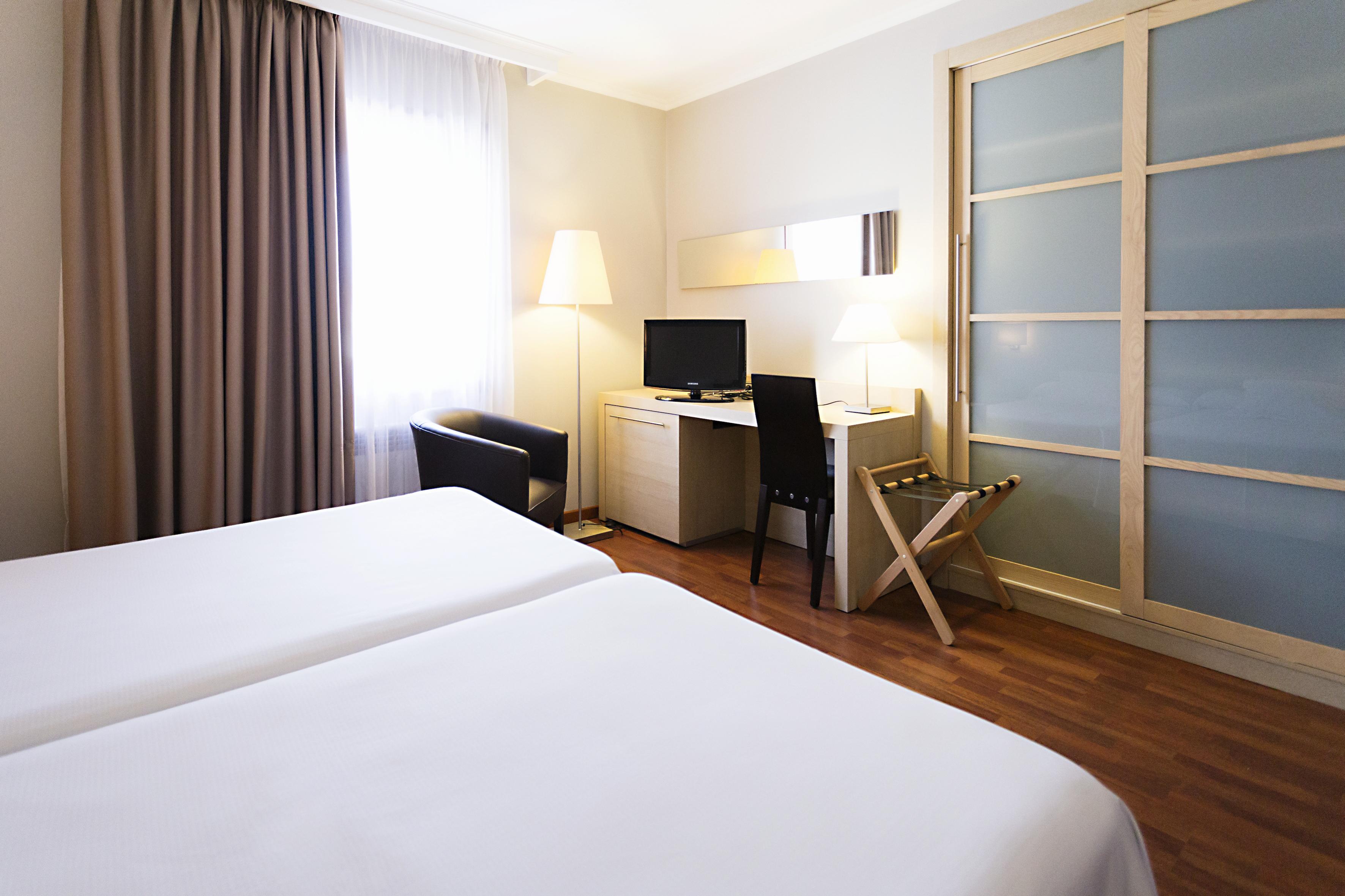 פרול Hotel Valencia מראה חיצוני תמונה