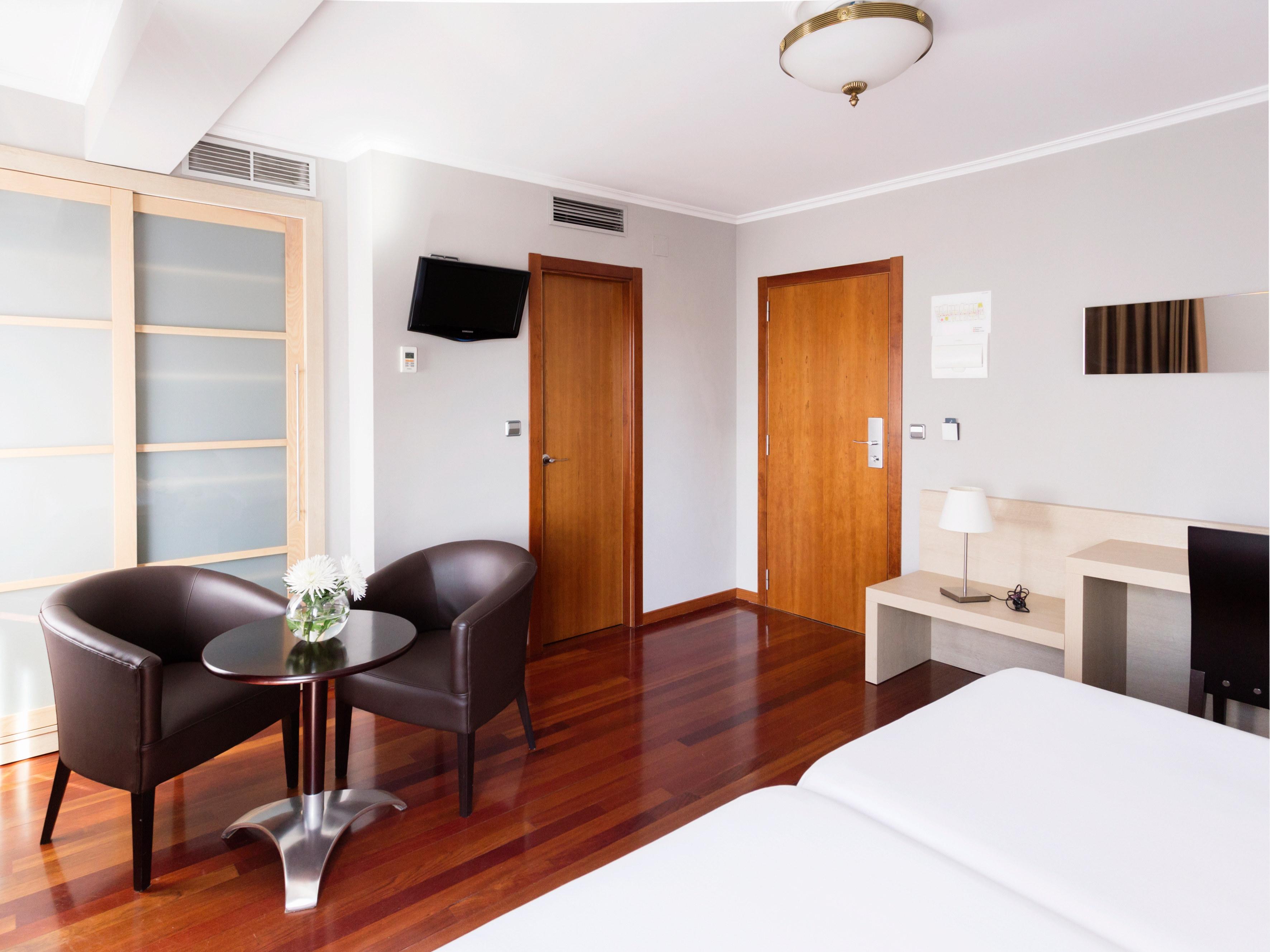 פרול Hotel Valencia מראה חיצוני תמונה
